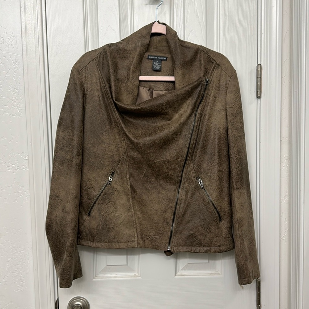 Chelsea & Theodore Trendy Moto Jacket size women’s medium